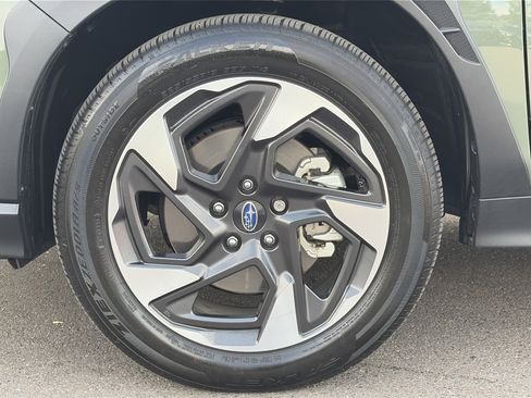 Used 2025 Subaru Crosstrek 2.5i Limited w/ Crosstrek Mirror Package AWD/4WD image 11