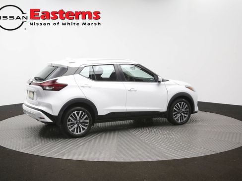 Used 2024 Nissan Kicks SV FWD image 41