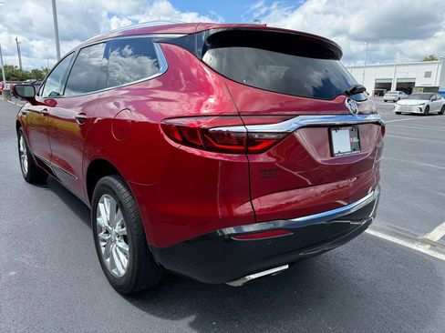 Used 2019 Buick Enclave Essence FWD image 4