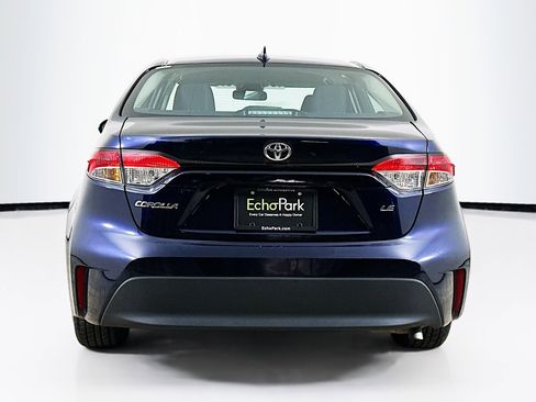 Used 2025 Toyota Corolla LE image 7
