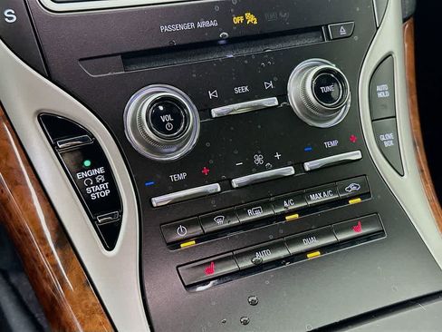 Used 2019 Lincoln Nautilus Select image 18