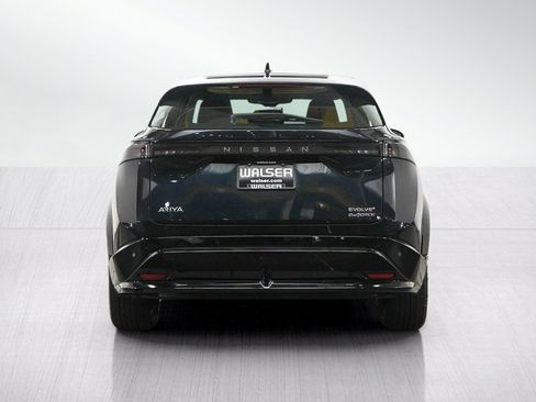 Used 2024 Nissan Ariya AWD image 4