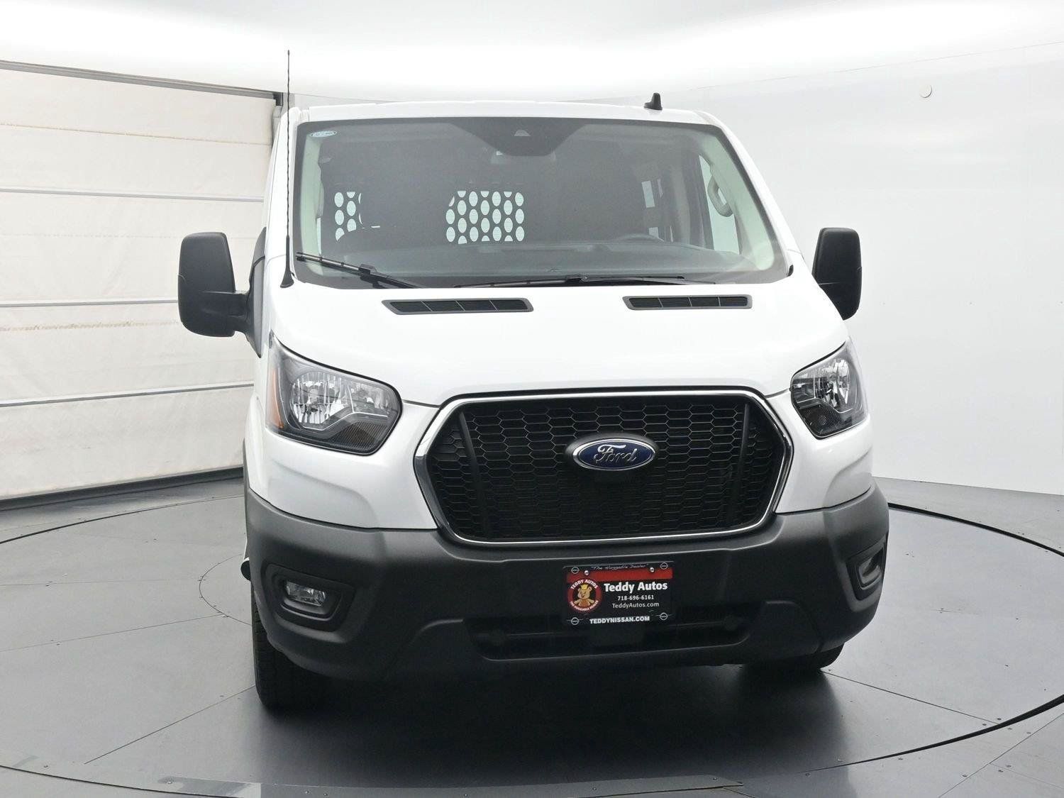 Used 2025 Ford Transit 250 Low Roof w/ Exterior Upgrade Package RWD image 10