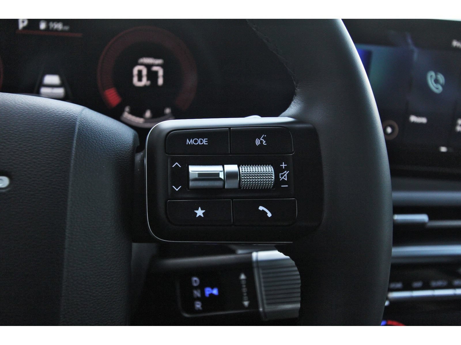 Certified 2026 Hyundai Santa Fe SEL FWD image 18