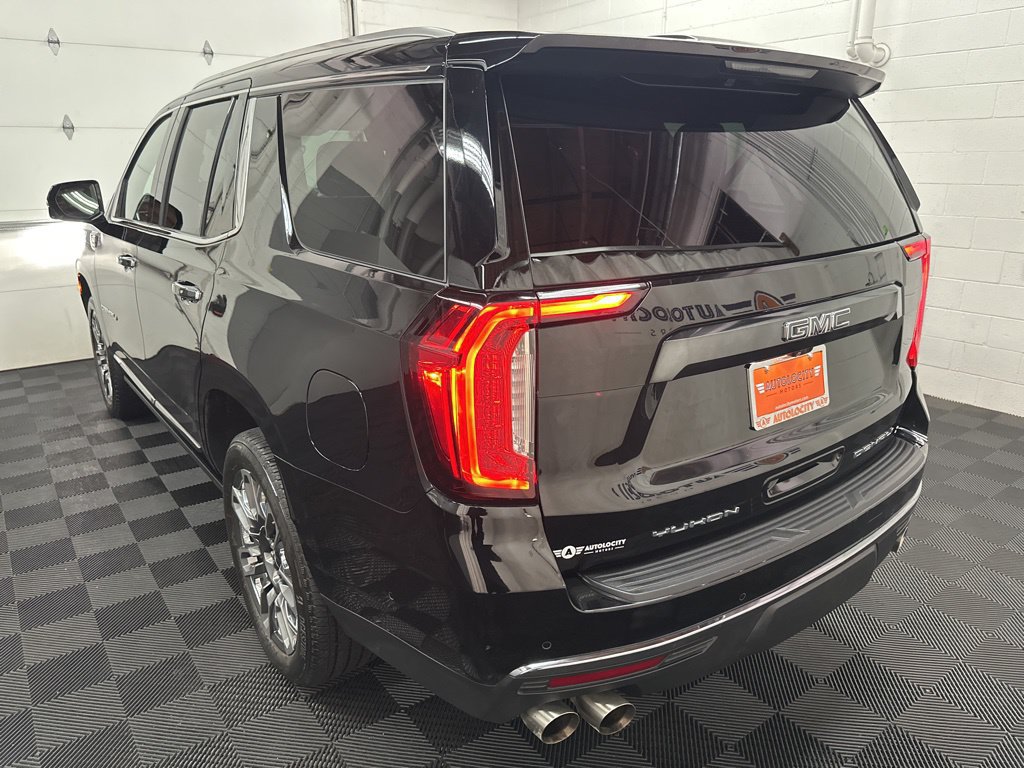 Used 2024 GMC Yukon Denali Ultimate AWD/4WD image 7