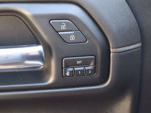 Used 2020 GMC Sierra 1500 AT4 w/ Off-Road Performance Package AWD/4WD image 21