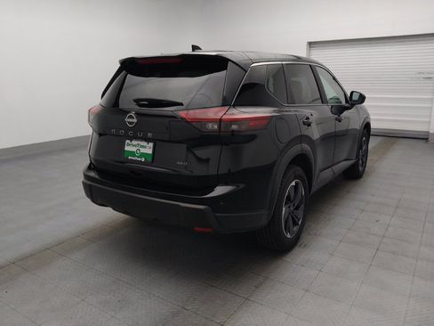 Used 2025 Nissan Rogue SV AWD/4WD image 9