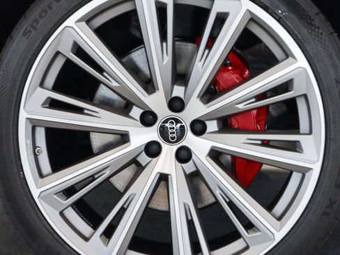 New 2026 Audi Q8 Prestige image 5