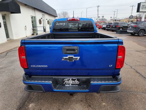 Used 2018 Chevrolet Colorado LT w/ LT Convenience Package image 6