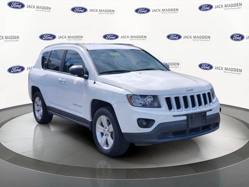 Used 2016 Jeep Compass Sport w/ Power Value Group AWD/4WD image 7