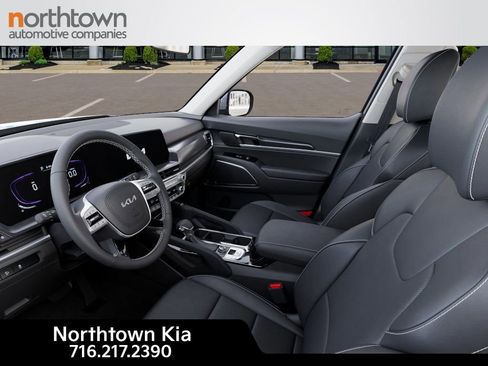 New 2025 Kia Telluride S image 18