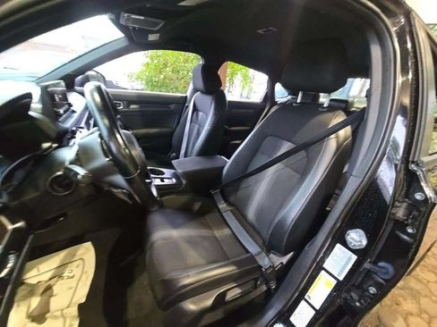 Used 2022 Honda Civic Sport image 4