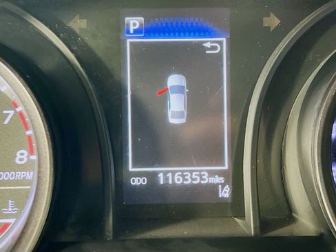 Used 2021 Toyota Camry SE FWD image 12