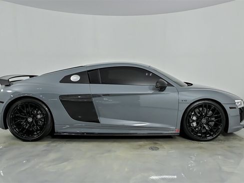 Used 2018 Audi R8 V10 plus AWD/4WD image 11