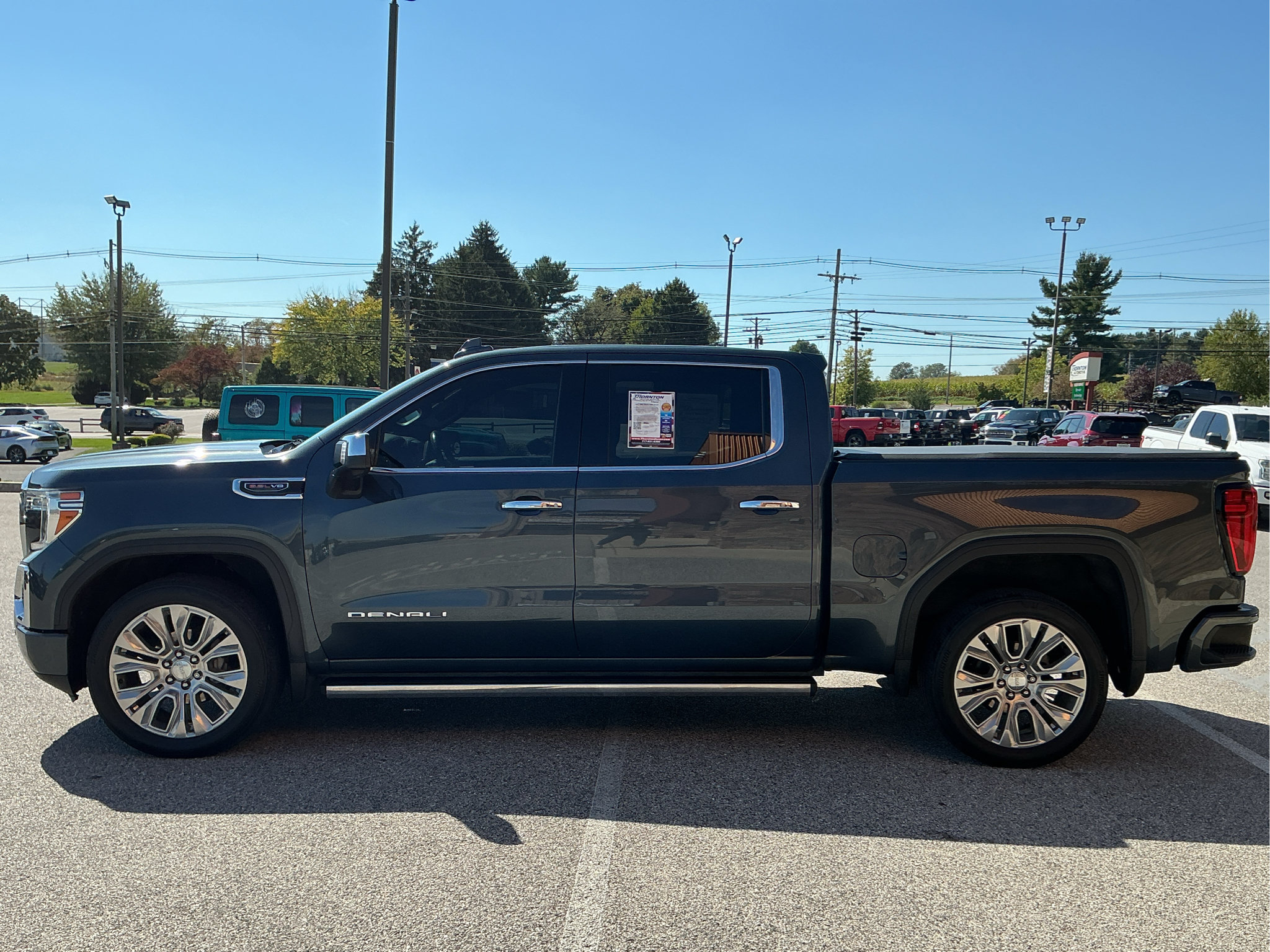Used 2021 GMC Sierra 1500 Denali w/ Denali Ultimate Package AWD/4WD image 6