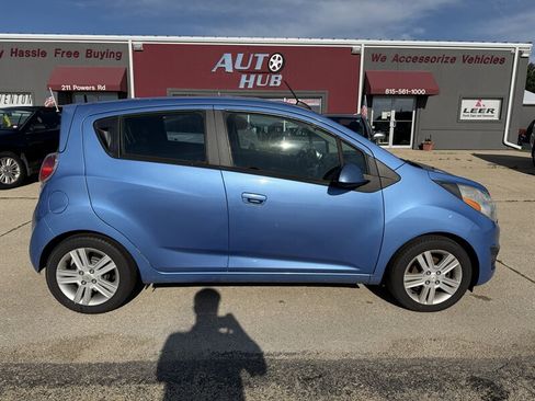 Used 2015 Chevrolet Spark LT FWD image 4