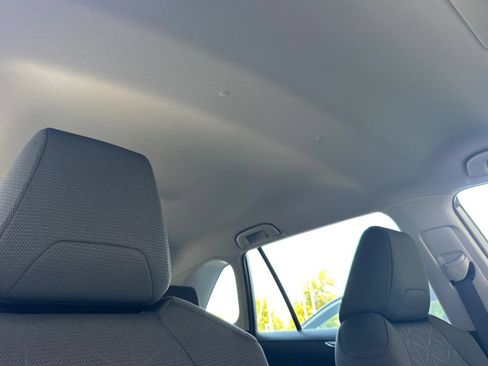 Used 2025 Toyota RAV4 XLE FWD image 17
