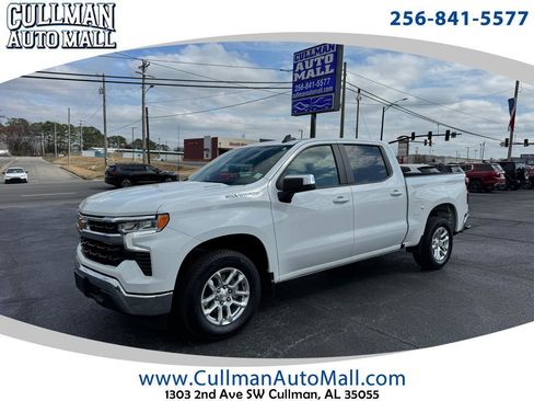 Used 2025 Chevrolet Silverado 1500 LT image 1