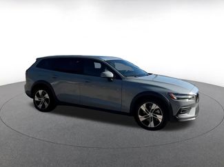 Used 2025 Volvo V60 B5 Cross Country Plus video 2
