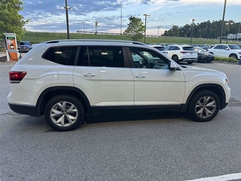 Used 2018 Volkswagen Atlas SEL FWD image 3
