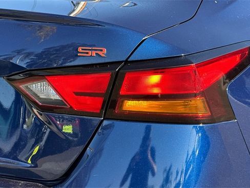 Used 2023 Nissan Altima 2.5 SR image 28