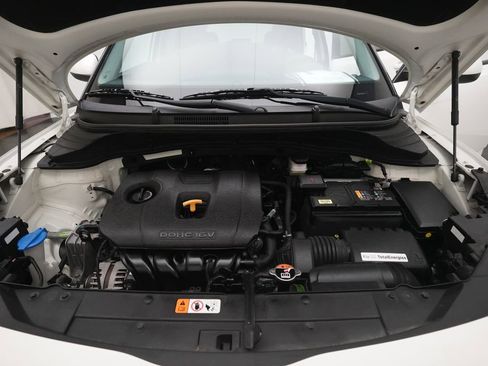 Certified 2023 Kia Soul LX w/ LX Technology Package FWD image 3