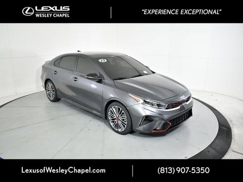 Used 2022 Kia Forte GT image 2