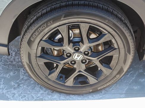 Certified 2024 Honda HR-V Sport image 9