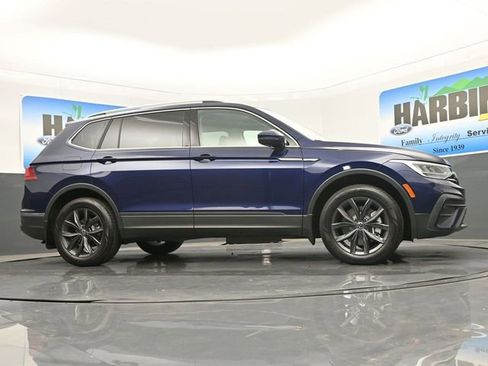 Used 2022 Volkswagen Tiguan SE image 24