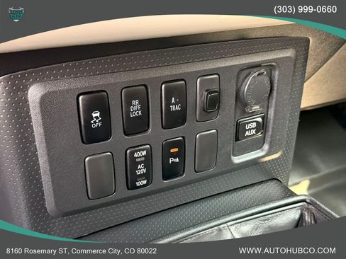 Used 2013 Toyota FJ Cruiser 4WD w/ Upgrade Pkg image 23