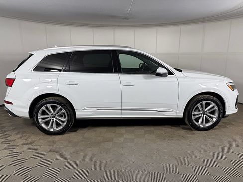 Used 2025 Audi Q7 3.0T Premium Plus AWD/4WD image 18