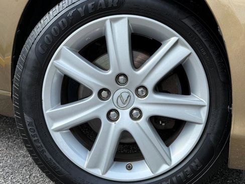 Used 2007 Lexus ES 350 w/ Luxury Pkg & Navigation FWD image 25