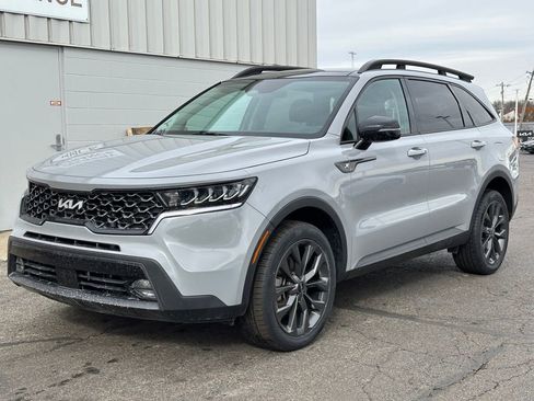 Certified 2023 Kia Sorento X-Line EX image 3