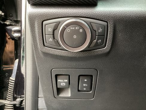Used 2019 Ford F150 XLT w/ Equipment Group 302A Luxury RWD image 24