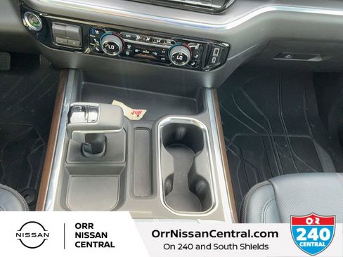 Used 2024 Chevrolet Silverado 1500 High Country w/ High Country Premium Package AWD/4WD image 24