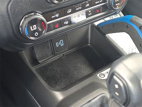 Used 2023 Ford Bronco Outer Banks image 24