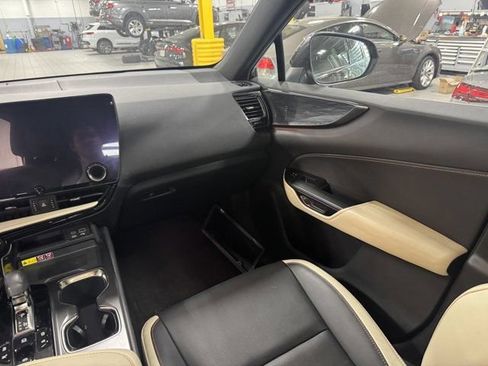 Used 2023 Lexus NX 350 AWD image 14
