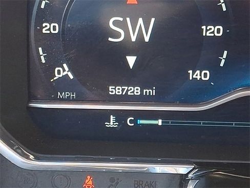 Used 2023 Chevrolet Silverado 1500 LT image 19