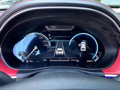 Used 2022 Genesis GV70 3.5T Sport w/ Sport Prestige Package AWD/4WD image 26
