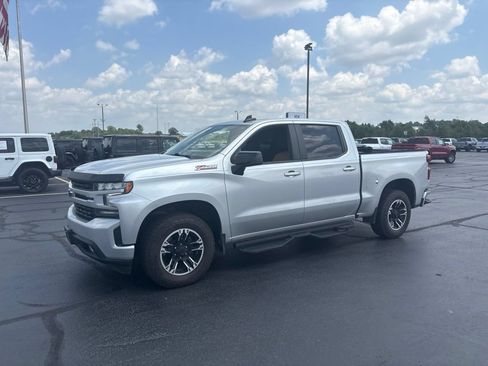 Used 2021 Chevrolet Silverado 1500 RST AWD/4WD image 3