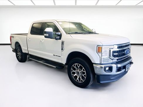 Used 2020 Ford F250 Lariat w/ Lariat Ultimate Package image 3