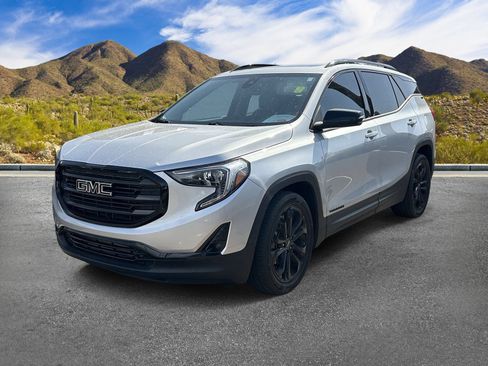Used 2021 GMC Terrain SLT w/ Infotainment Package II FWD image 15