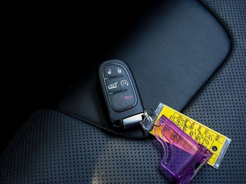 Used 2022 Jeep Cherokee Trailhawk w/ Premium Leather Package image 72