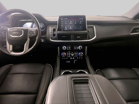 Certified 2022 GMC Yukon SLT w/ SLT Luxury Package RWD image 15