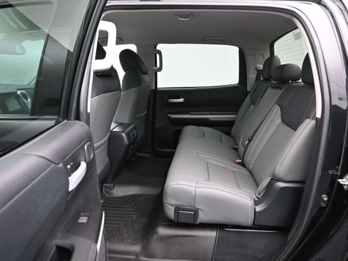 Used 2021 Toyota Tundra SR5 w/ SR5 Upgrade Package image 11