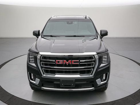 Used 2023 GMC Yukon XL SLT w/ SLT Luxury Package AWD/4WD image 9