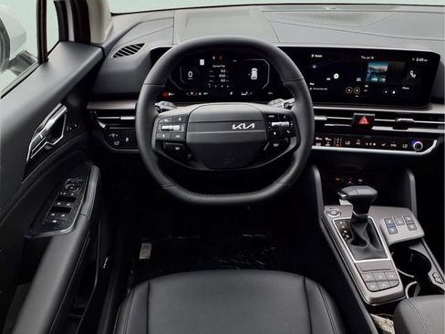 New 2026 Kia Sportage SX AWD/4WD image 4
