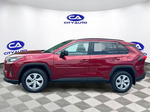 Used 2019 Toyota RAV4 LE w/ All Weather Liner Package AWD/4WD image 8