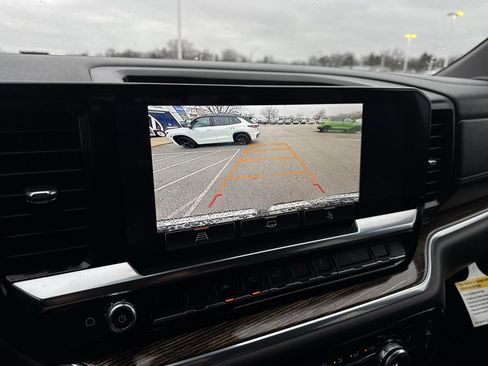 Certified 2023 GMC Sierra 1500 Elevation w/ Preferred Package image 15