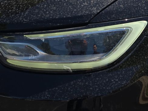 Used 2024 Chrysler Pacifica Touring-L FWD image 27